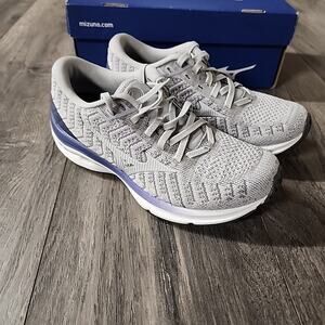 Mizuno Women s Wave Rider 24 Waveknit Running Shoe - Lunar Rock White 6